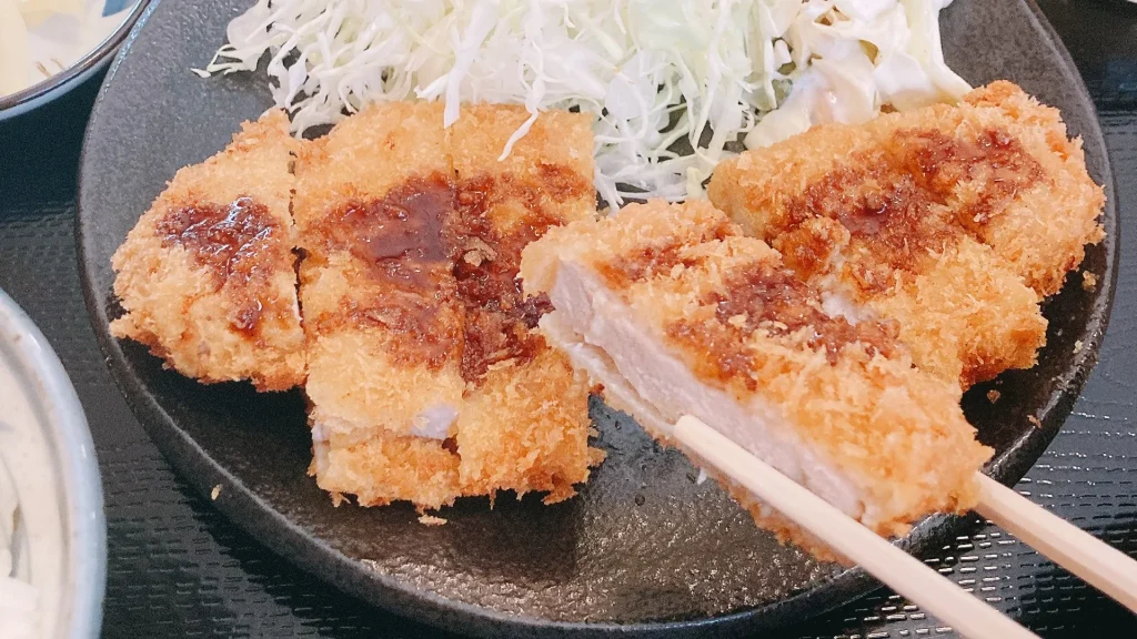 あづま家のとんかつのド真ん中