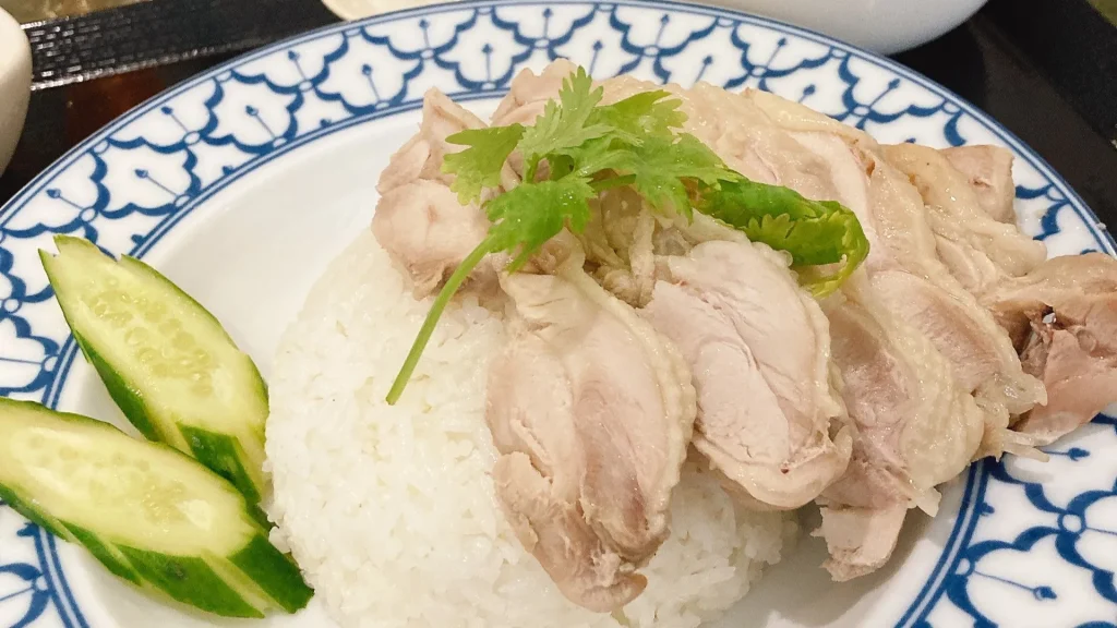 タイランドのカオマンガイアップ