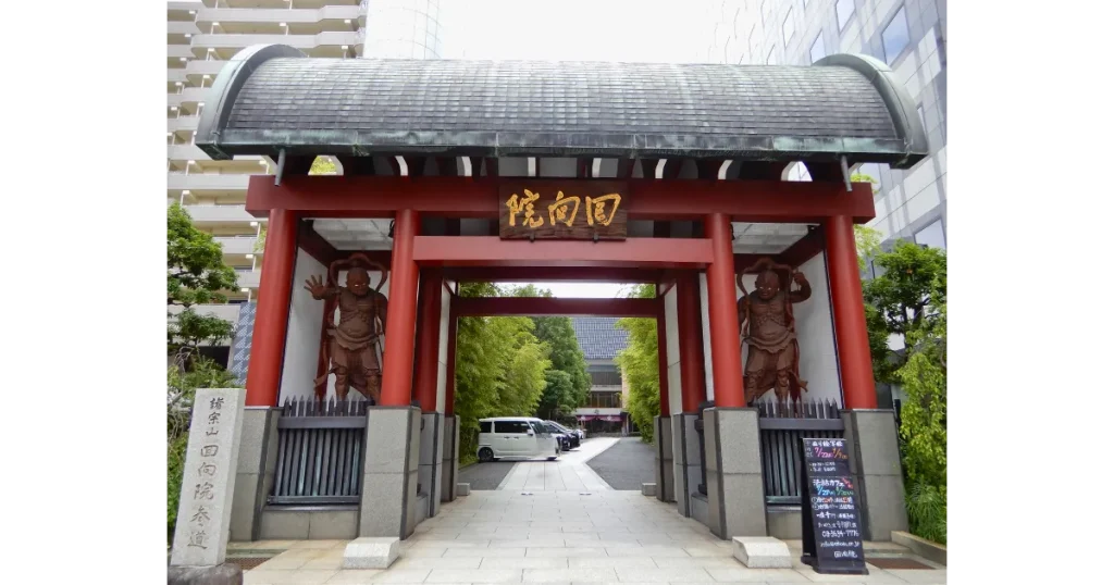 回向院-両国観光ガイド|初めてでも楽しめる人気スポット&穴場まとめ