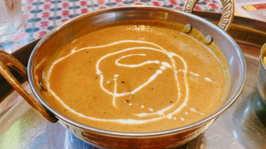 トゥラシのチキンカレー