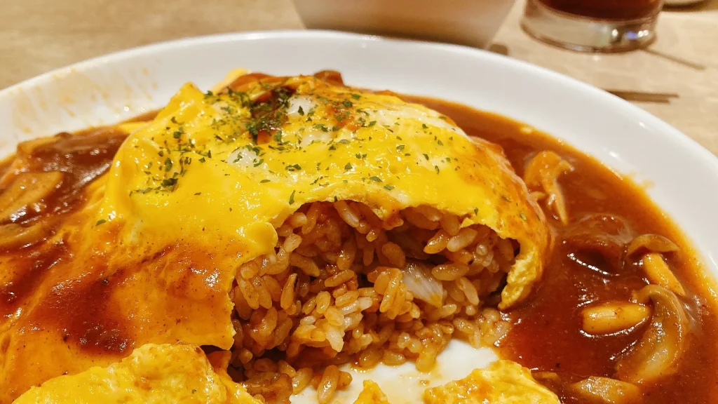 中華洋食あゆたのデミオムライスの中身