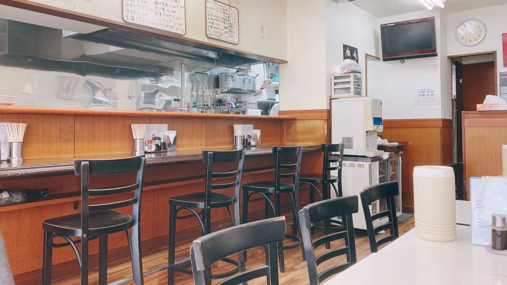 ハンバーグ＆洋食ベアの店内