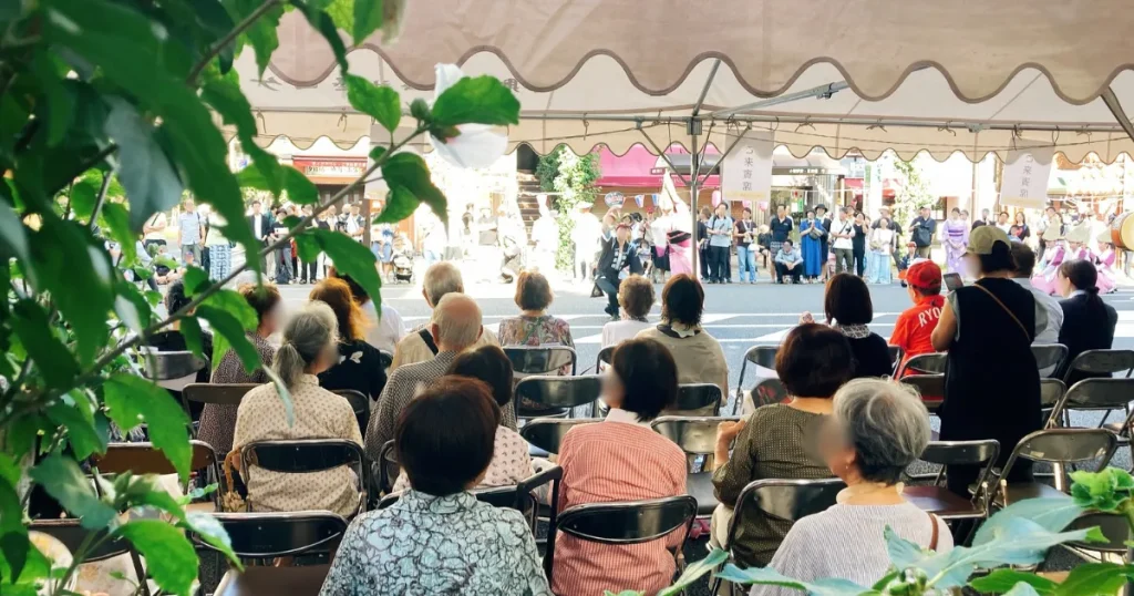 高円寺阿波踊り連の阿波踊りソロ