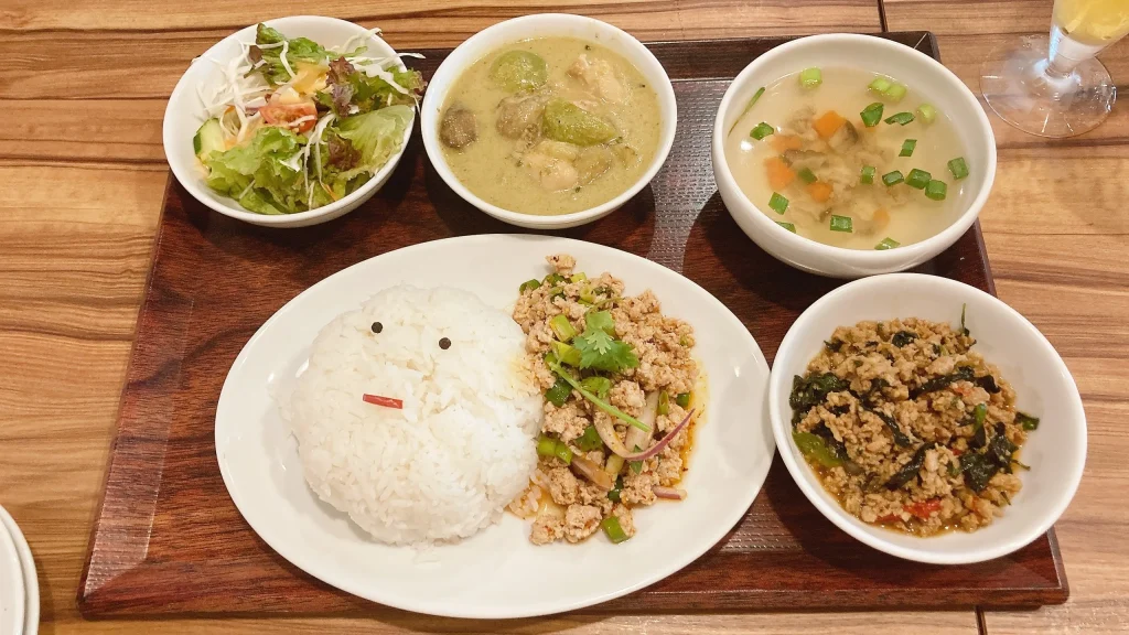 タイキッチンのコンビランチ実物