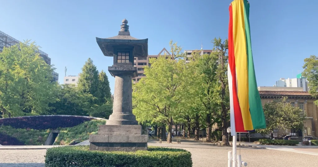 慰霊堂の敷地内