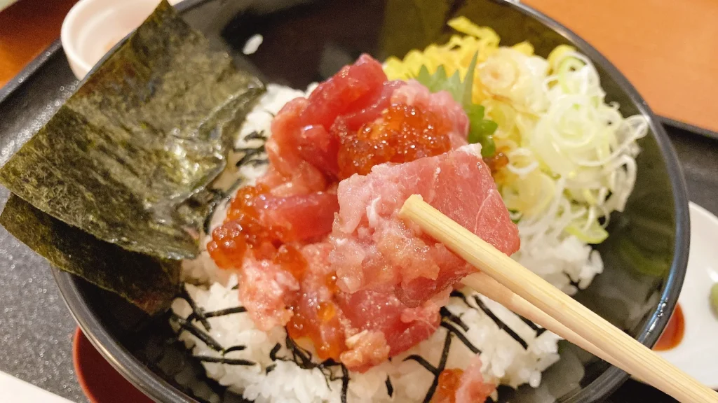 佃瀧三郎の参海丼