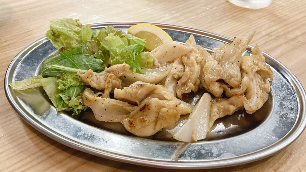 餃子のかっちゃんのヤゲン軟骨の塩炒め