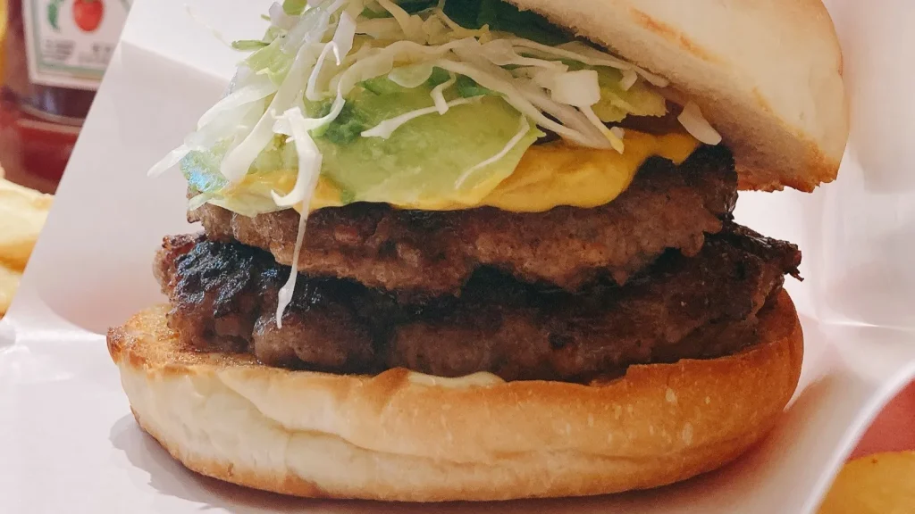 親方バーガーはお肉2枚