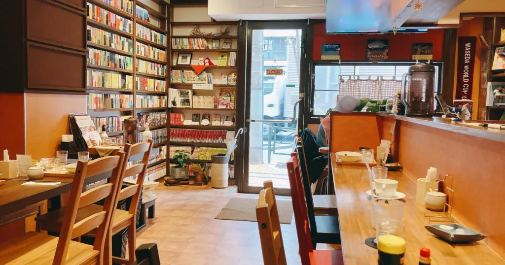 準喫茶ハーフタイムの店内