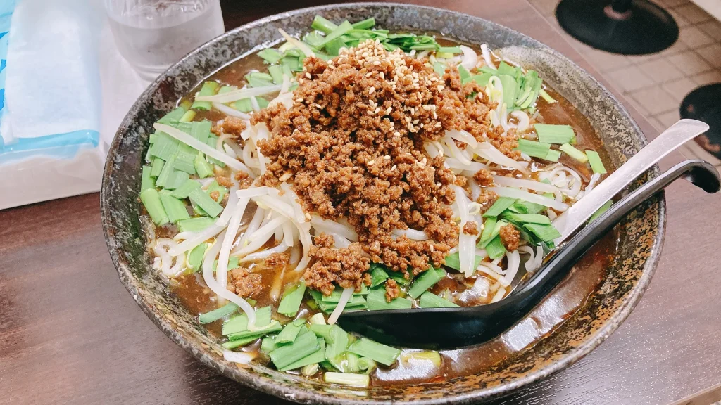 味味のミソニラ辛みとろみ麺