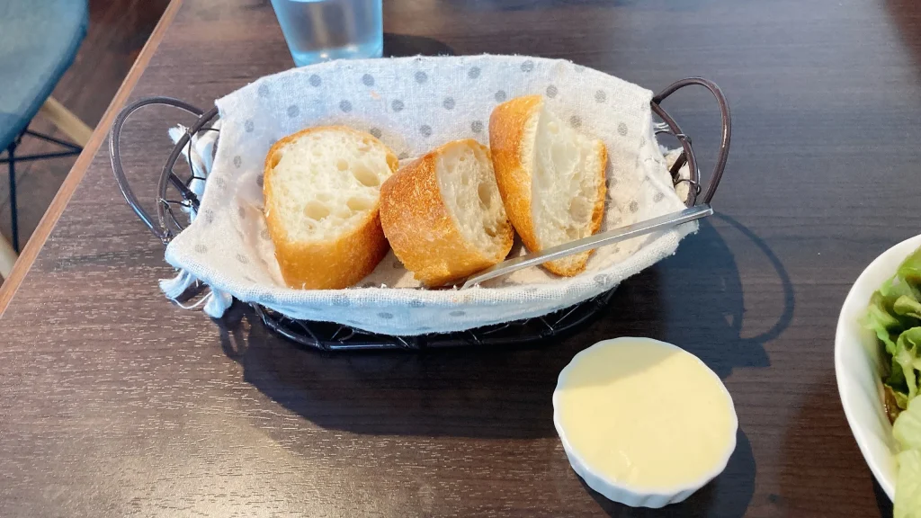 フィリップのセットのパン